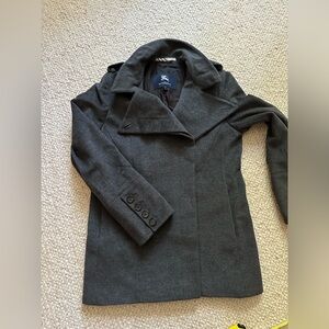 Authentic Burberry pea Coat Gray color size 10 US
